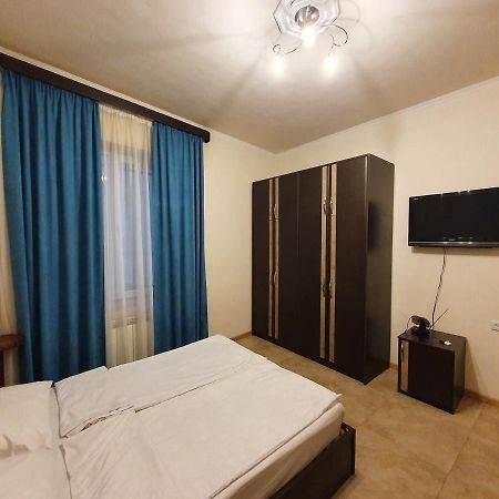 Capsule Hostel In Center Jereván Kültér fotó