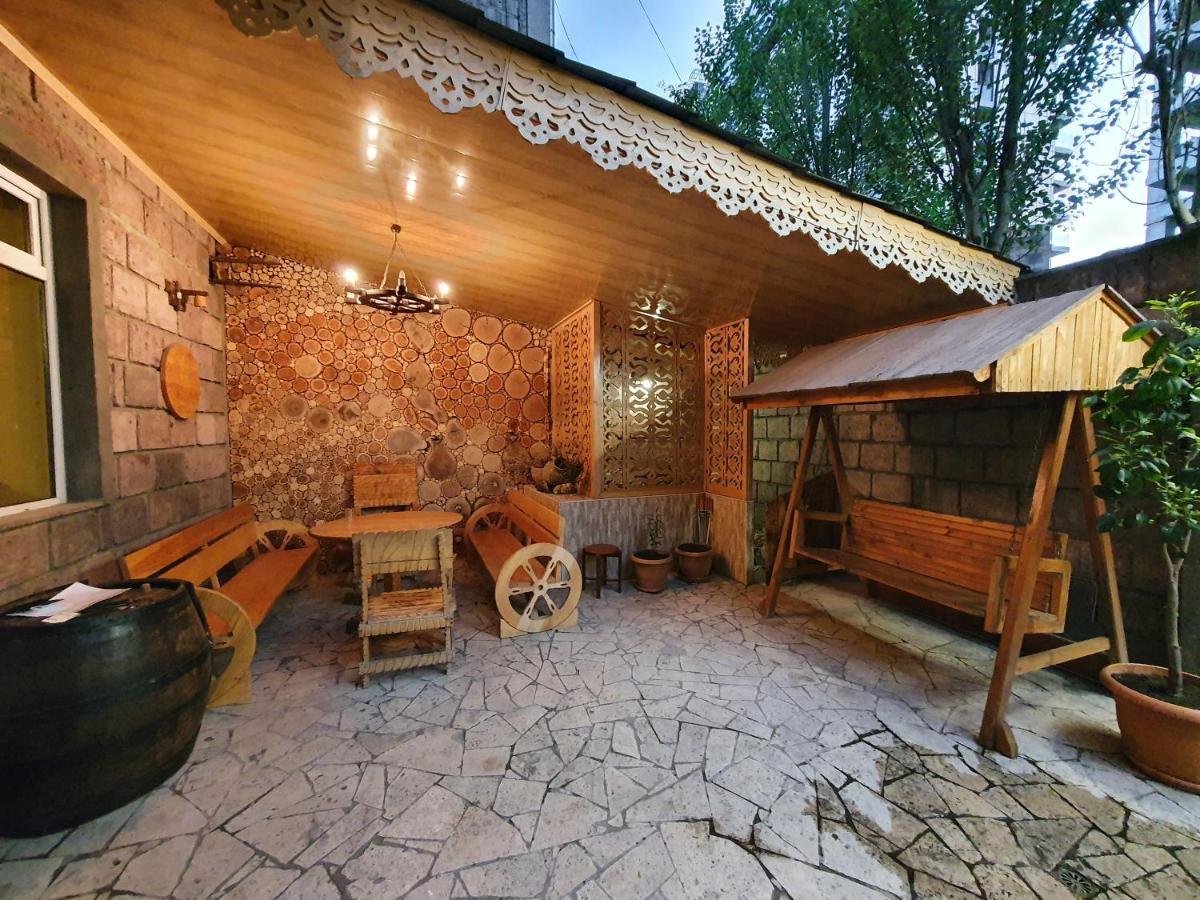 Capsule Hostel In Center Jereván Kültér fotó