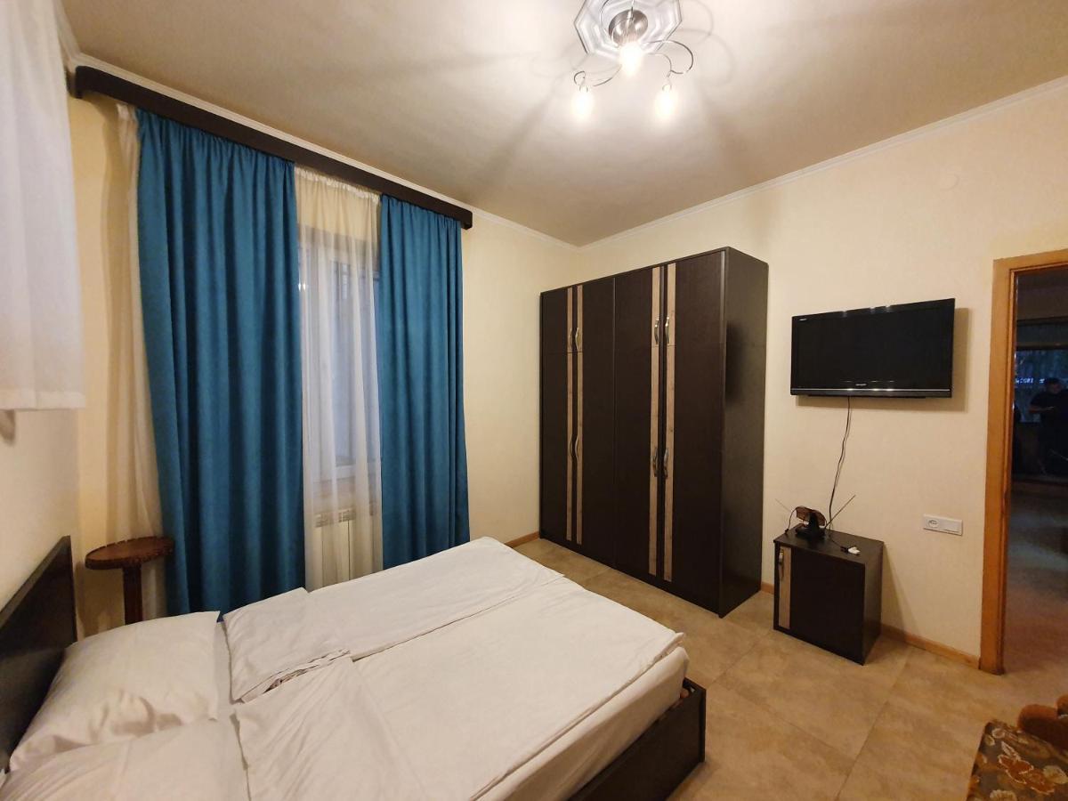 Capsule Hostel In Center Jereván Kültér fotó